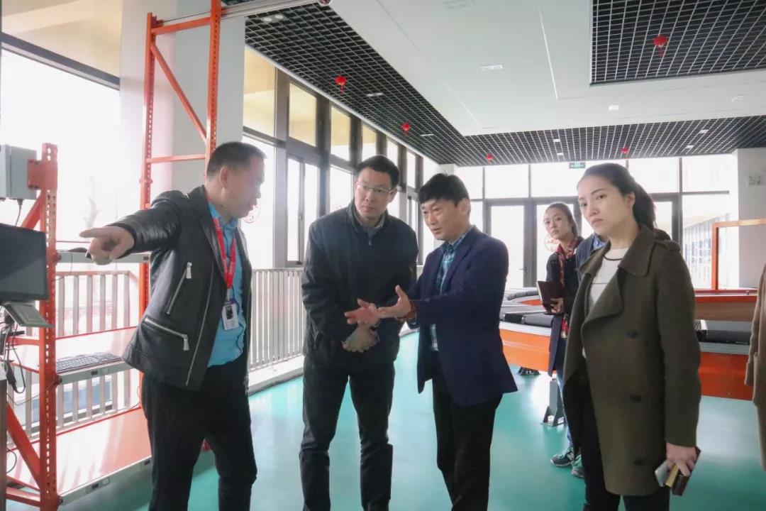 簡(jiǎn)訊 | 黨建引領(lǐng)，助力企業(yè)發(fā)展！上海市委黨校領(lǐng)導(dǎo)一行蒞臨寶開考察調(diào)研！
